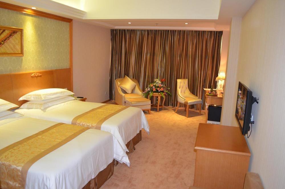Vienna Hotel Shiyan Guangming Road Шеньчжень Екстер'єр фото